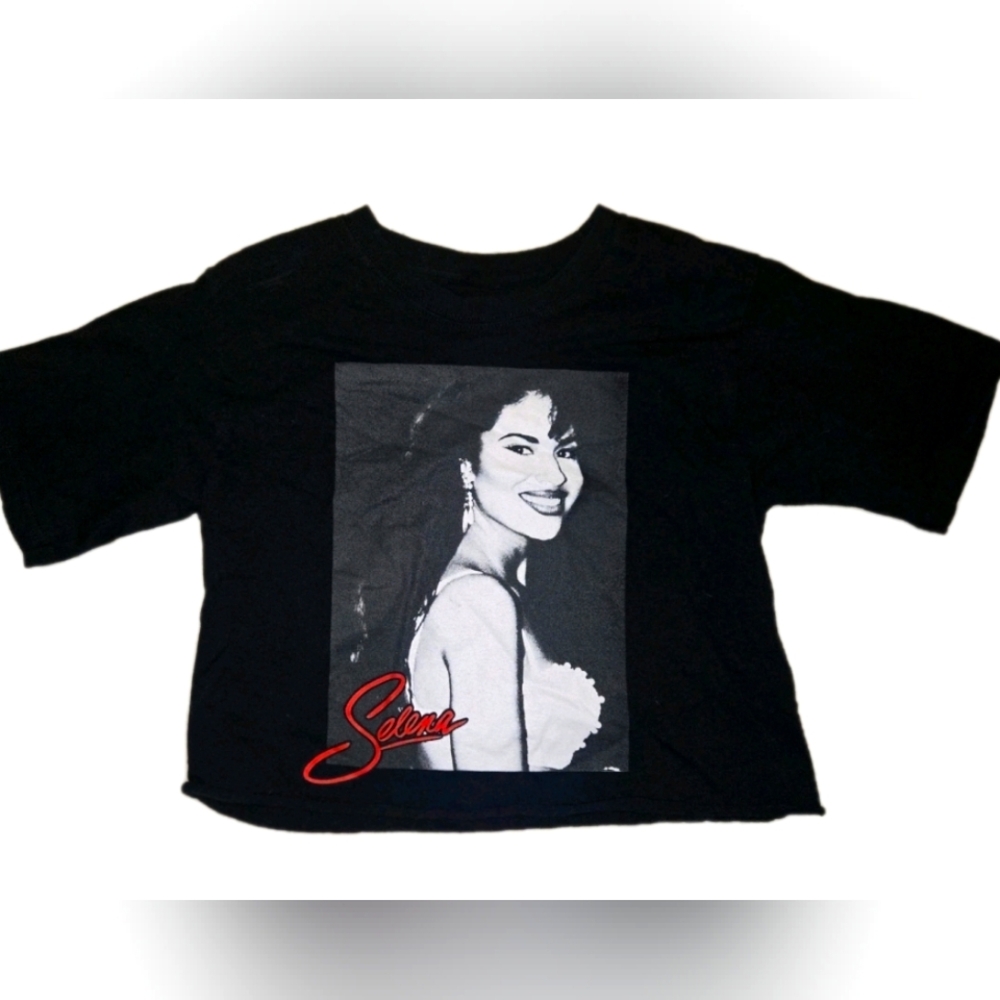 Selena Graphic Crop Top Short Sleeve T-shirt Size L